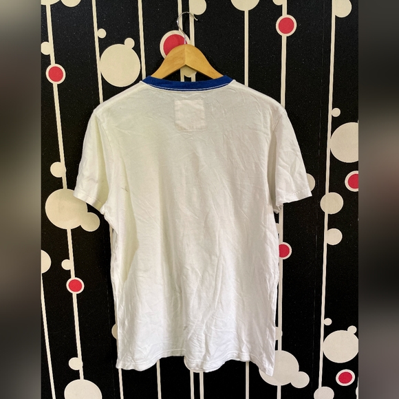 Hollister tshirt - Picture 3 of 4